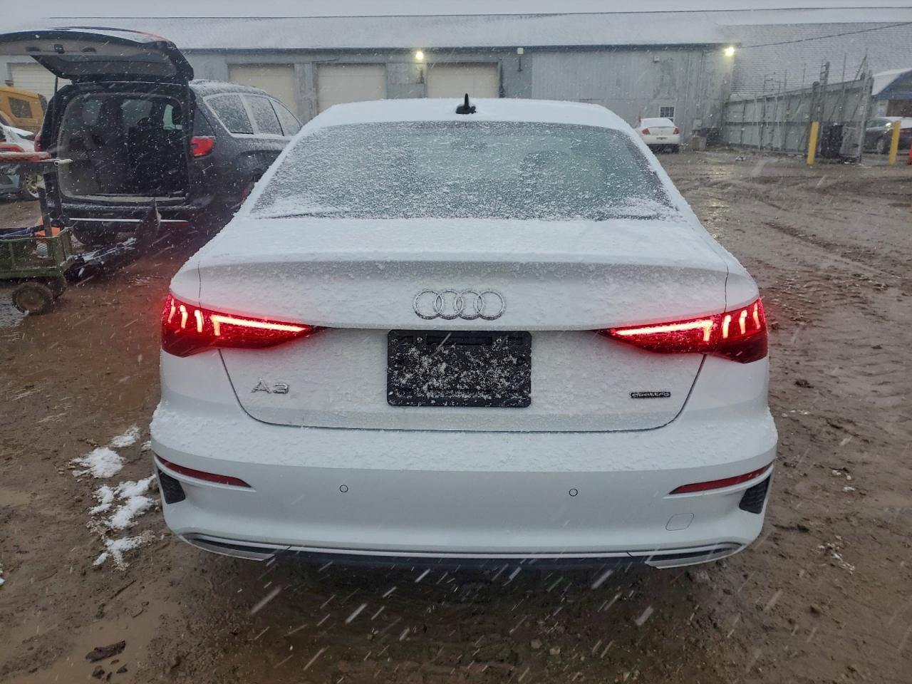 2022 Audi A3 VIN WAUHUDGY8NA055711 photo 6