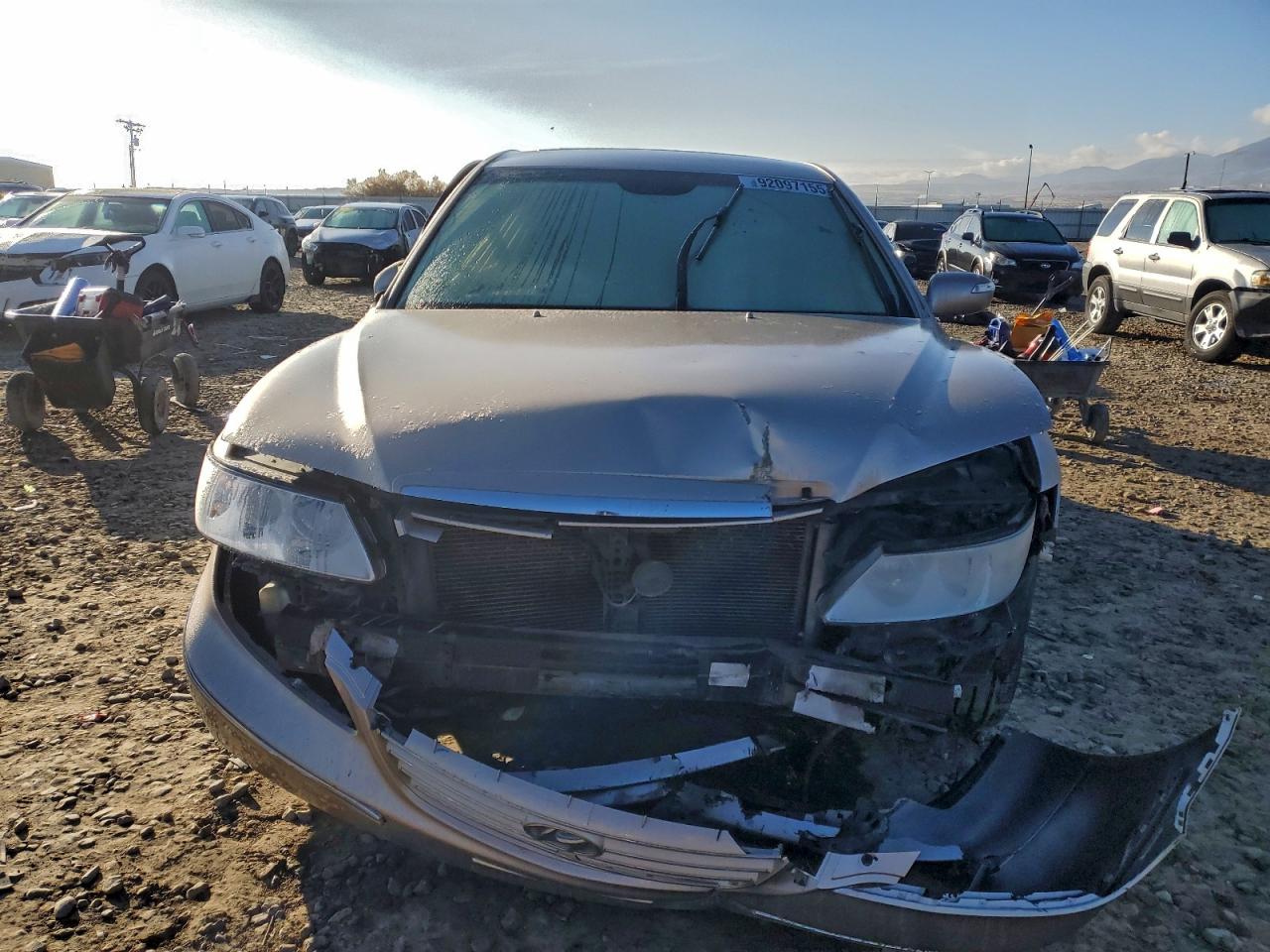 2008 Hyun Azera VIN KMHFC46F48A289647 photo 5