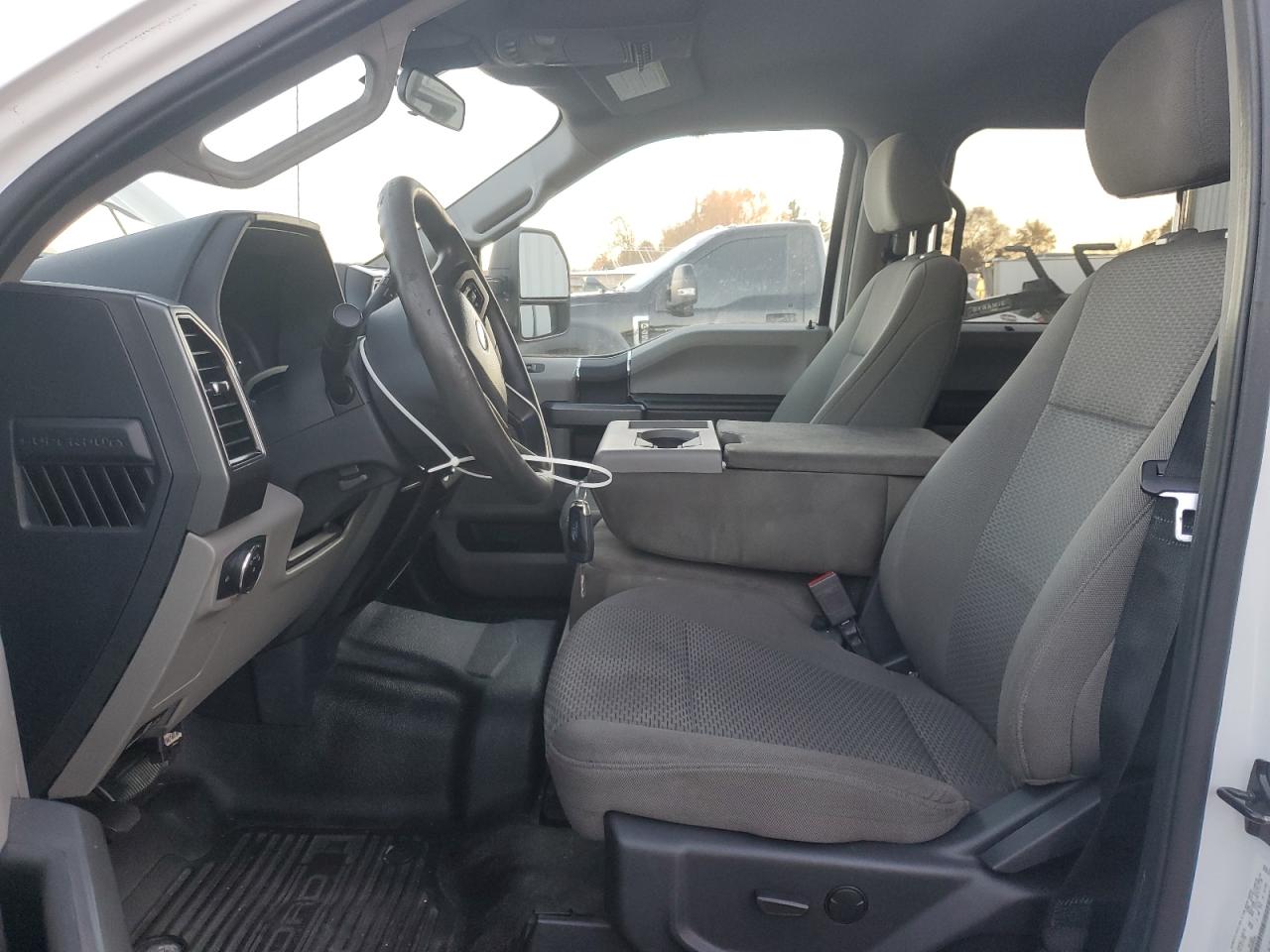 2022 Ford All models VIN 1FD8W3HT8NED68028 photo 7