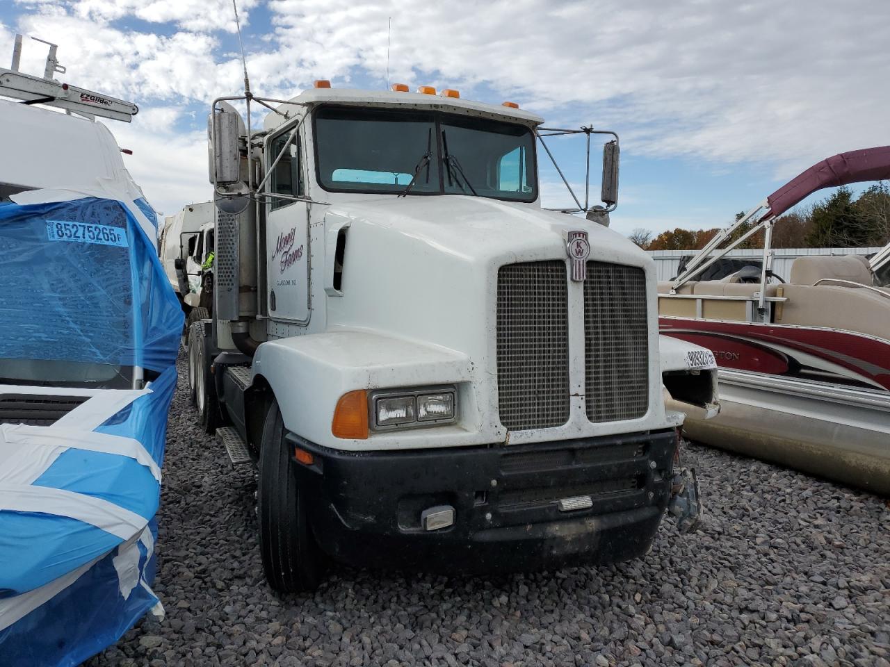 1994 KENWORTH All models VIN 1XKBD99XXRS632043 photo 1