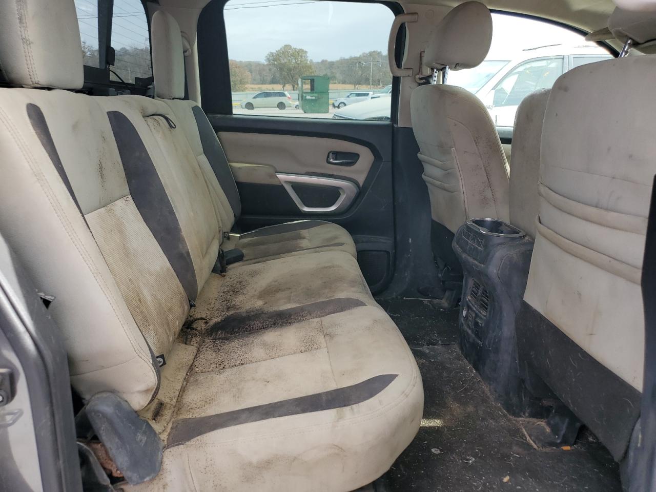 2020 Nissan TITAN VIN 1N6AA1EF7LN507163 photo 10
