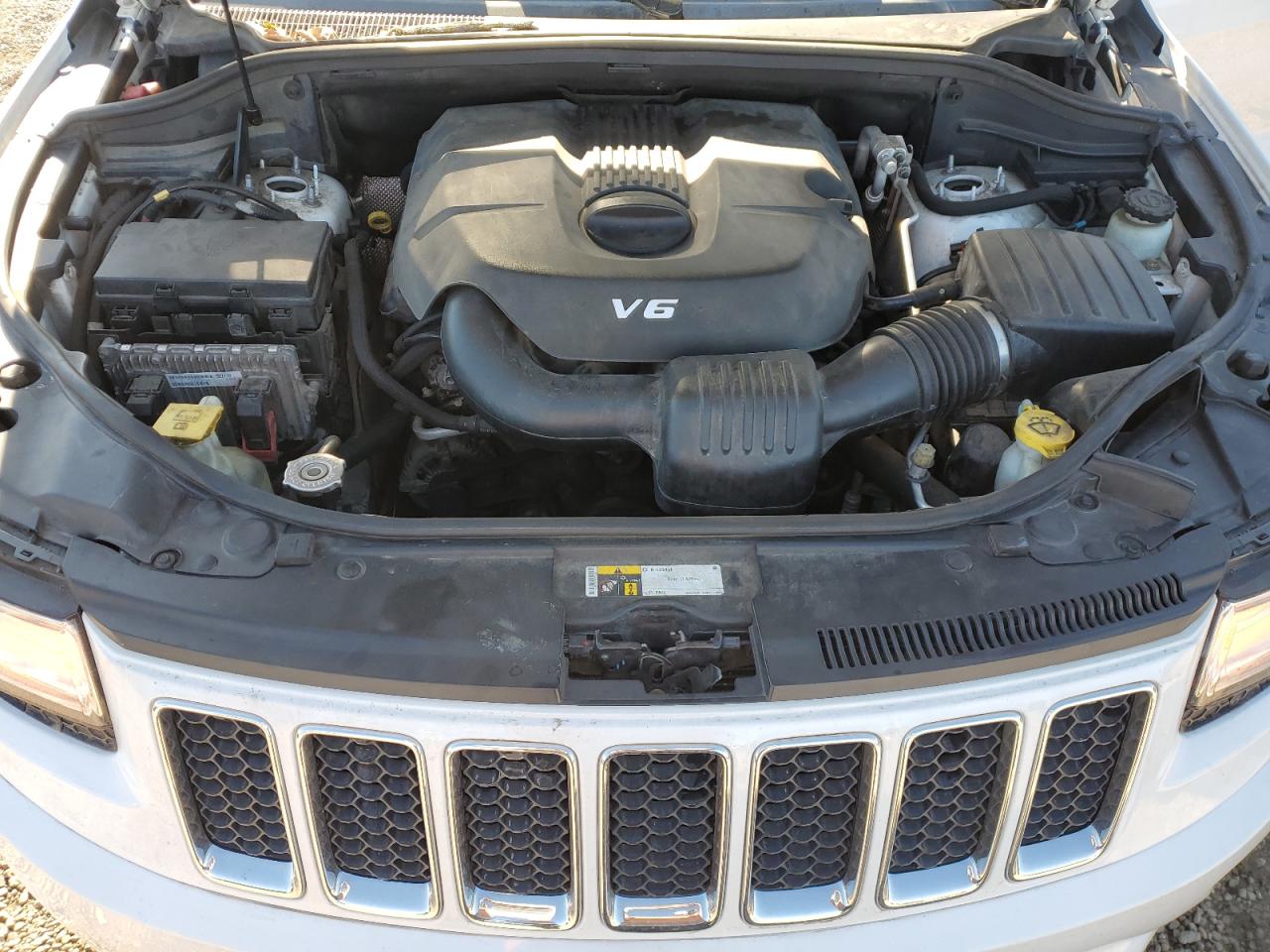 2015 Jeep Grand cher VIN 1C4RJFCG3FC663778 photo 12
