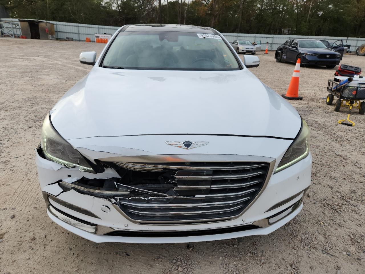 2018 Genesis G80 VIN KMHGN4JF8JU256922 photo 5