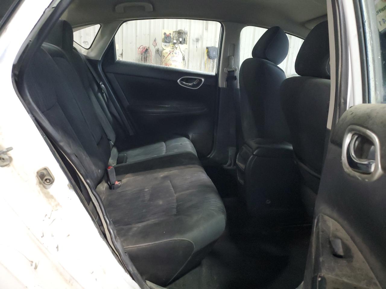 2017 Niss Sentra VIN 3N1AB7AP3HY301806 photo 10