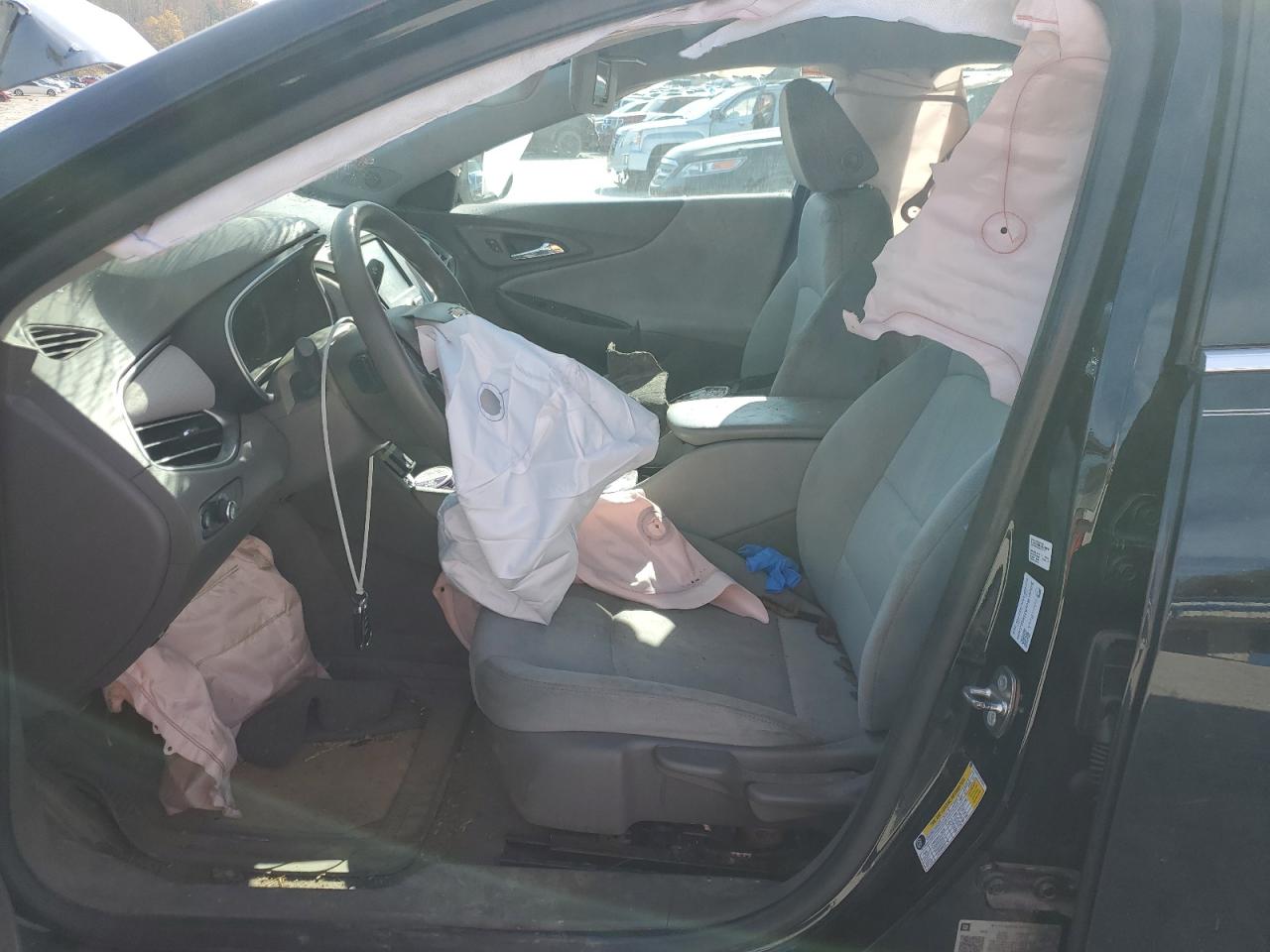 2018 Chev Malibu VIN 1G1ZB5ST2JF228031 photo 7