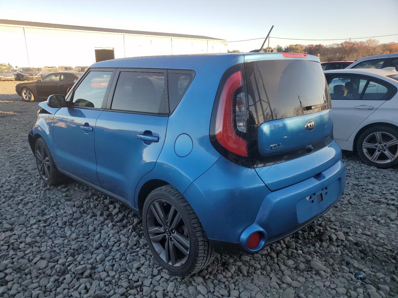 2015 Kia Soul VIN KNDJP3A58F7218960 photo 2
