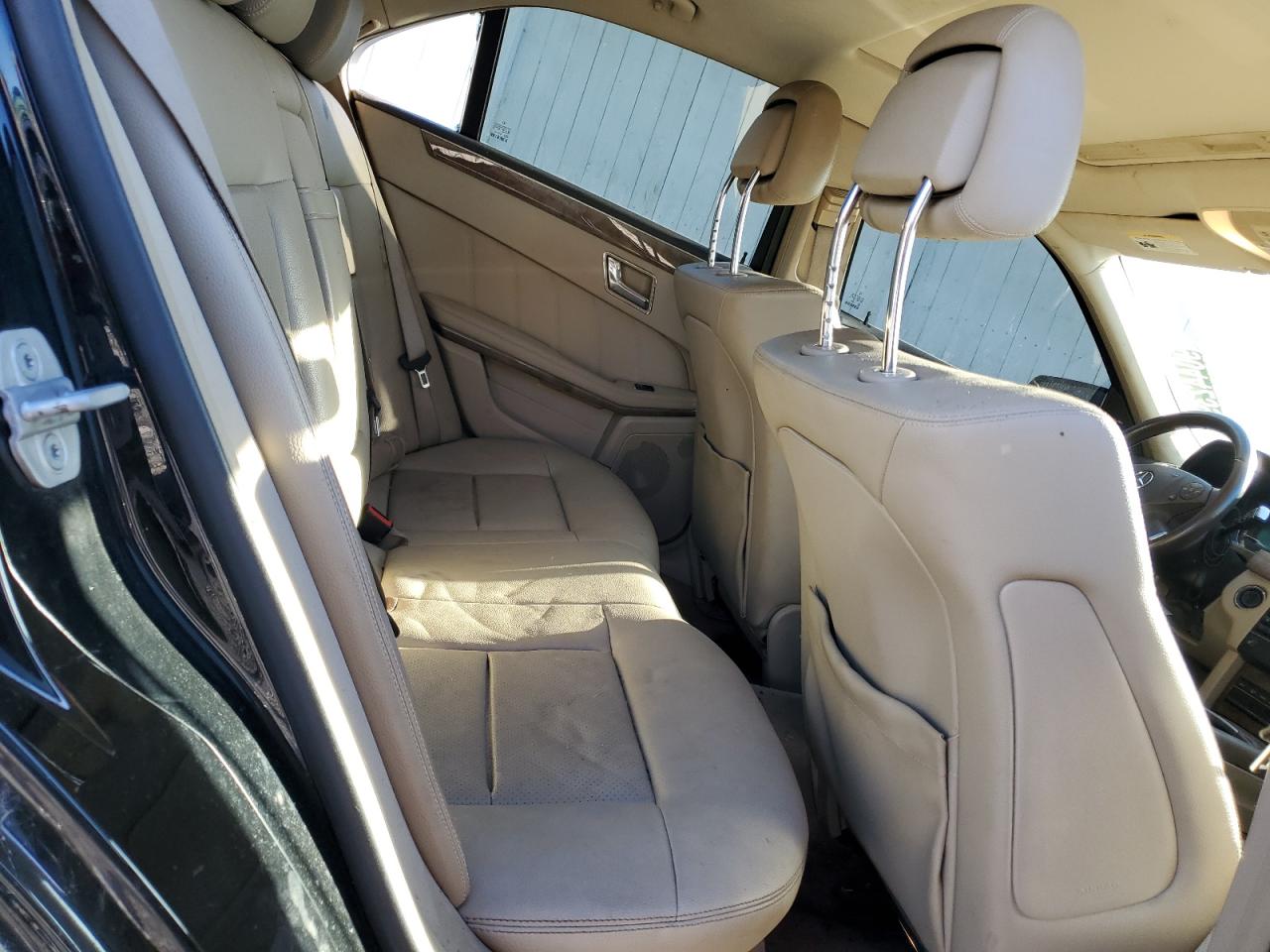 2011 Mercedes-Benz E-class VIN WDDHF8HB7BA375134 photo 10