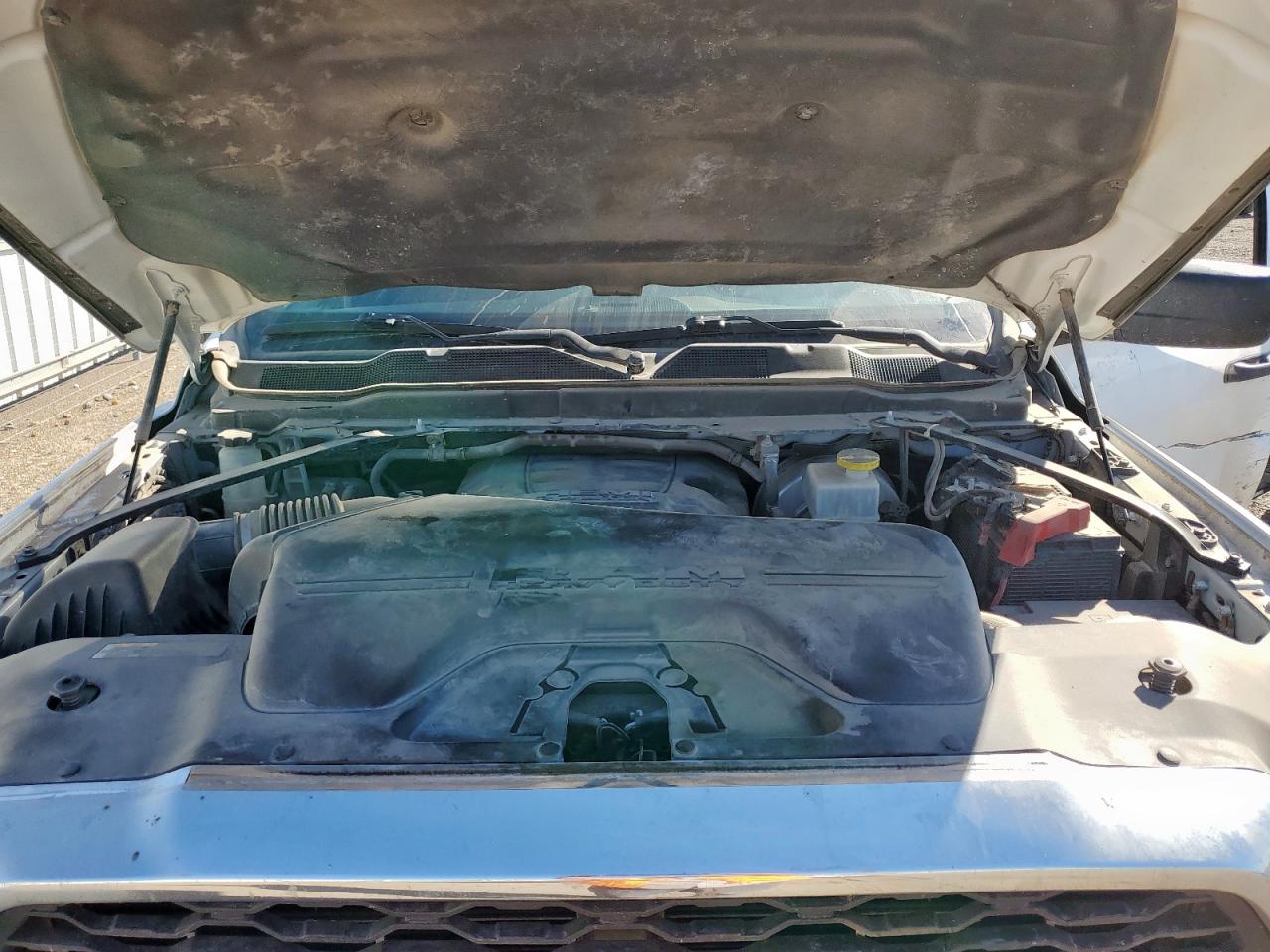 2020 Ram 2500 VIN 3C6UR5HJ9LG135664 photo 11