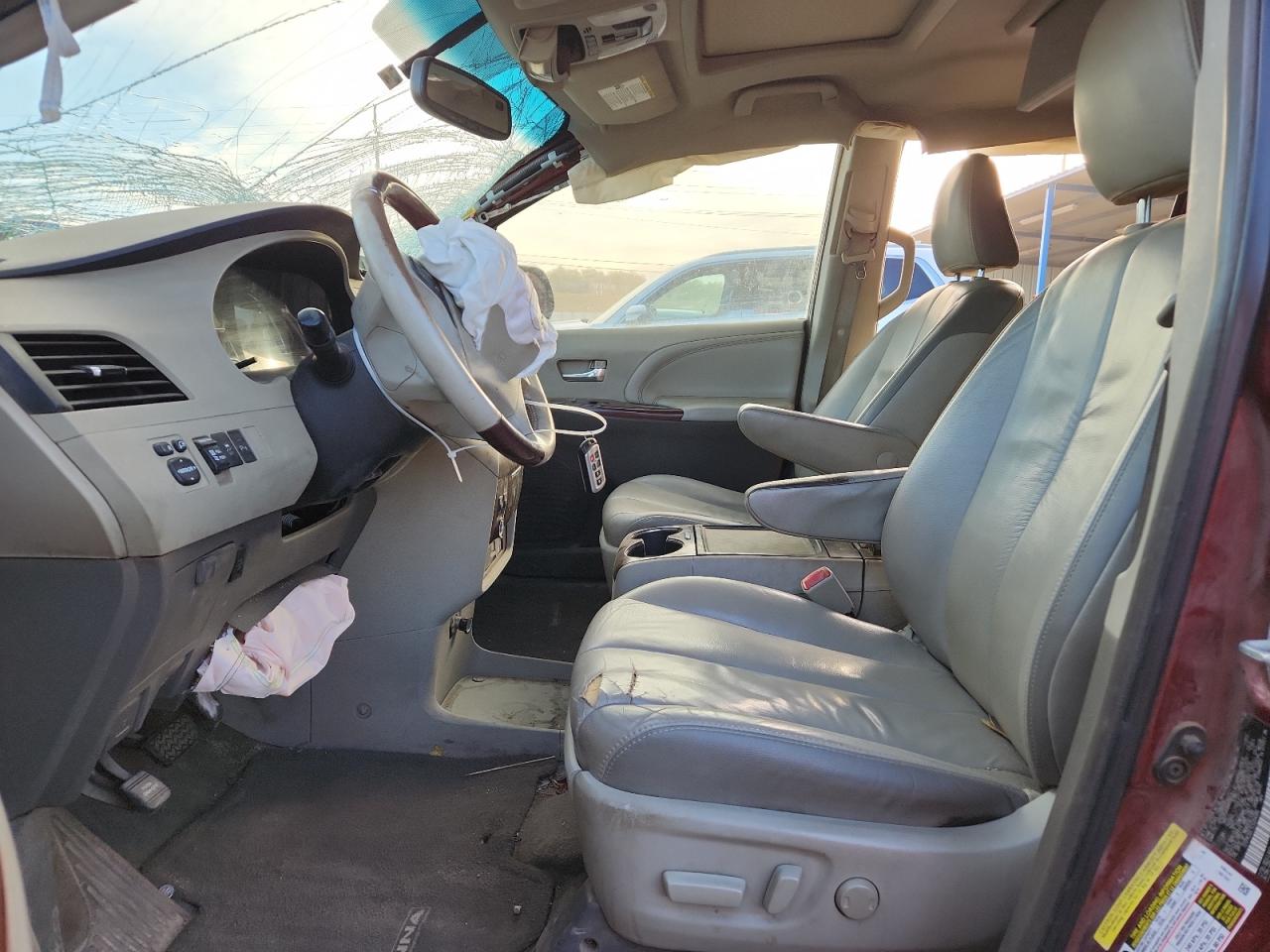 2012 Toyota All models VIN 5TDYK3DC1CS204066 photo 7