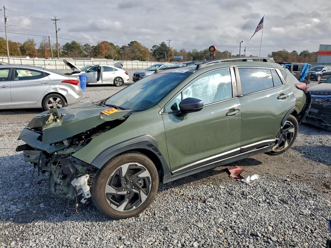 2024 Subaru Crosstrek VIN 4S4GUHM69R3746566 photo 1