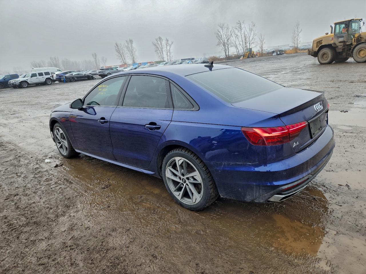 2023 Audi A4 VIN WAUAAAF48PN013218 photo 2
