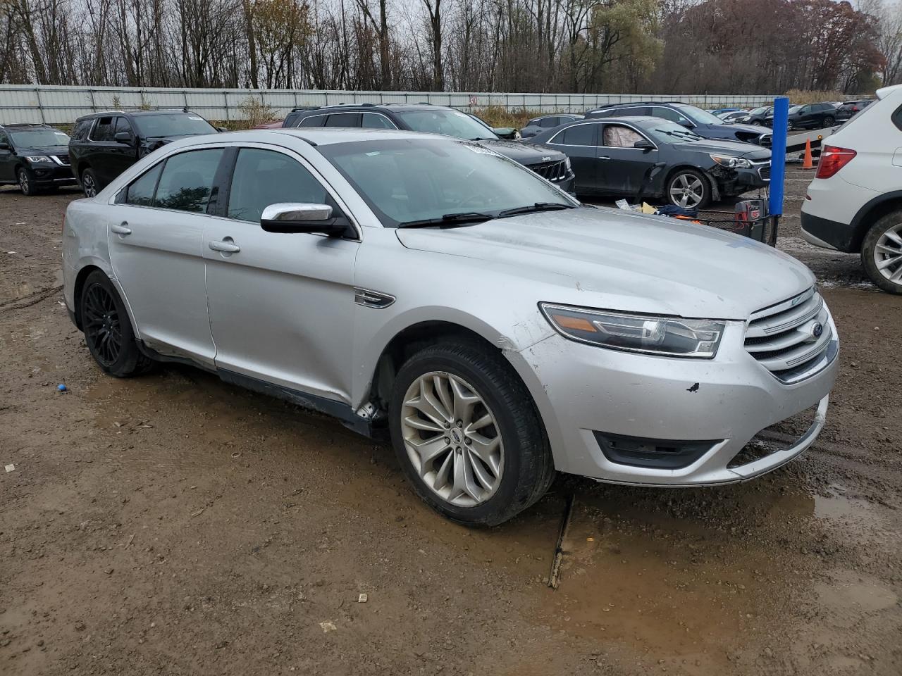 2016 Ford Taurus VIN 1FAHP2F81GG114331 photo 4