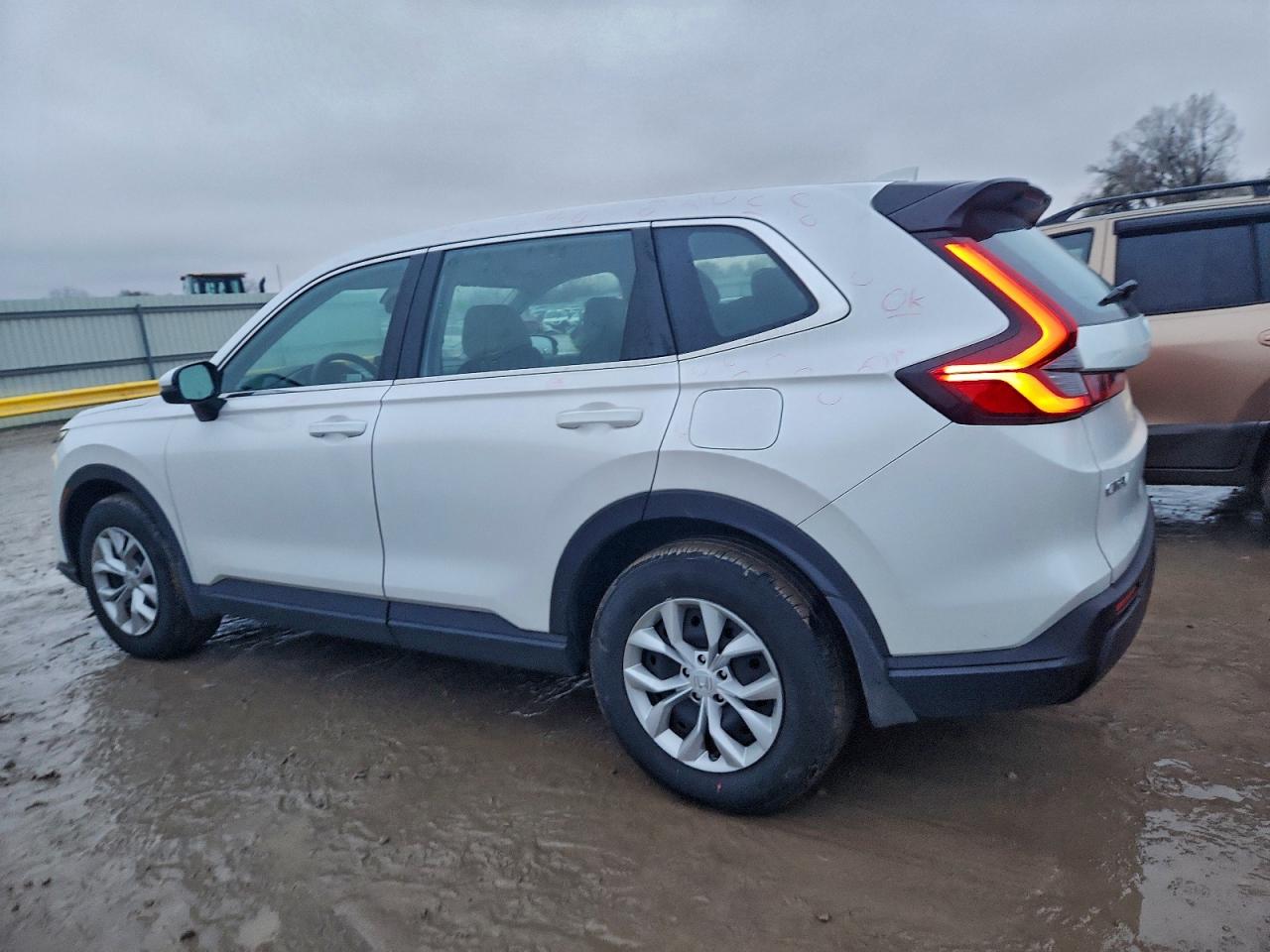 2024 Honda Crv VIN 5J6RS4H24RL015007 photo 2