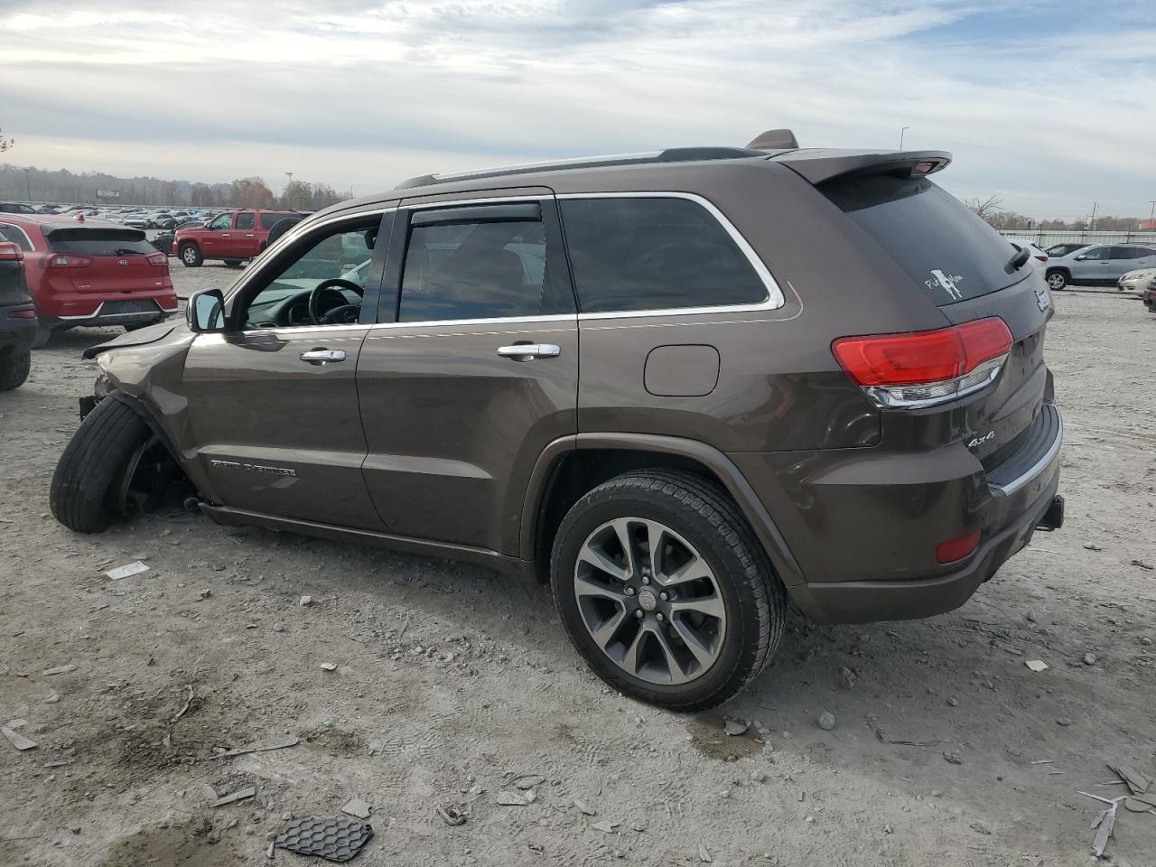 2017 Jeep Grand cher VIN 1C4RJFCG8HC729664 photo 2