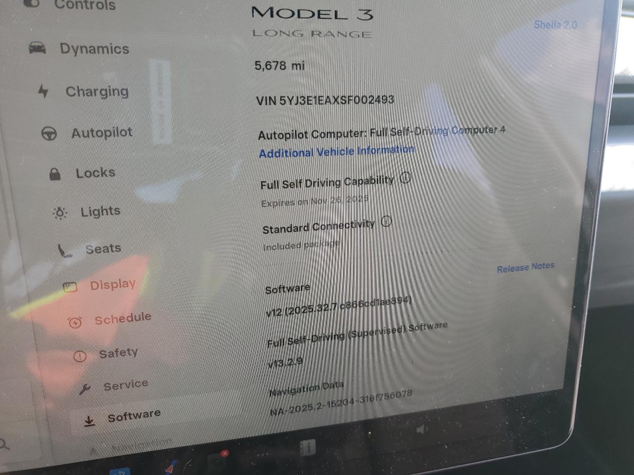 2025 Tesla Model 3 VIN 5YJ3E1EAXSF002493 photo 9