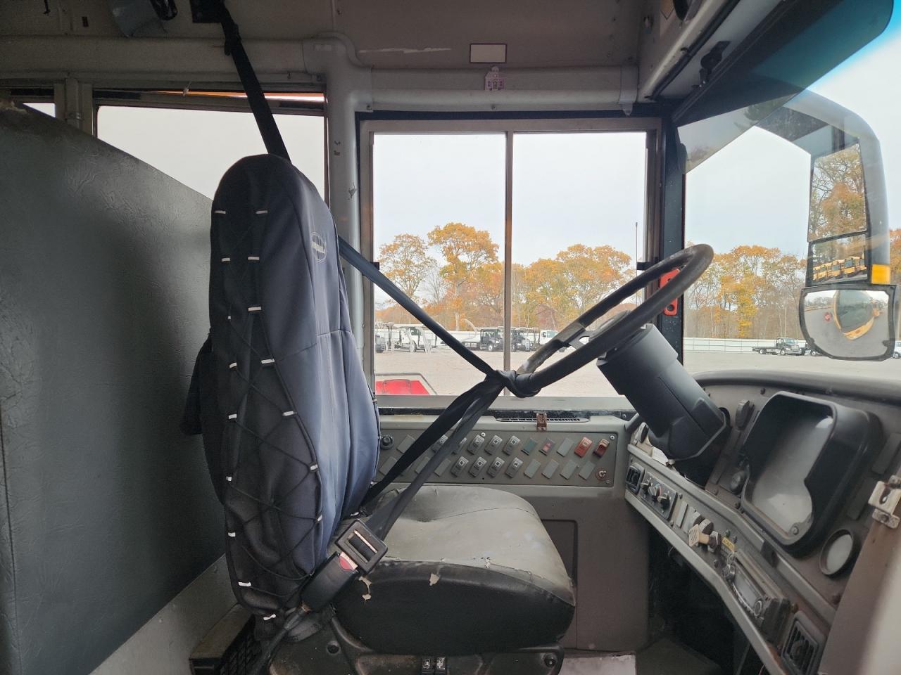 2012 THOMAS Saf-t-line VIN 1T7YN4E27C1149996 photo 5