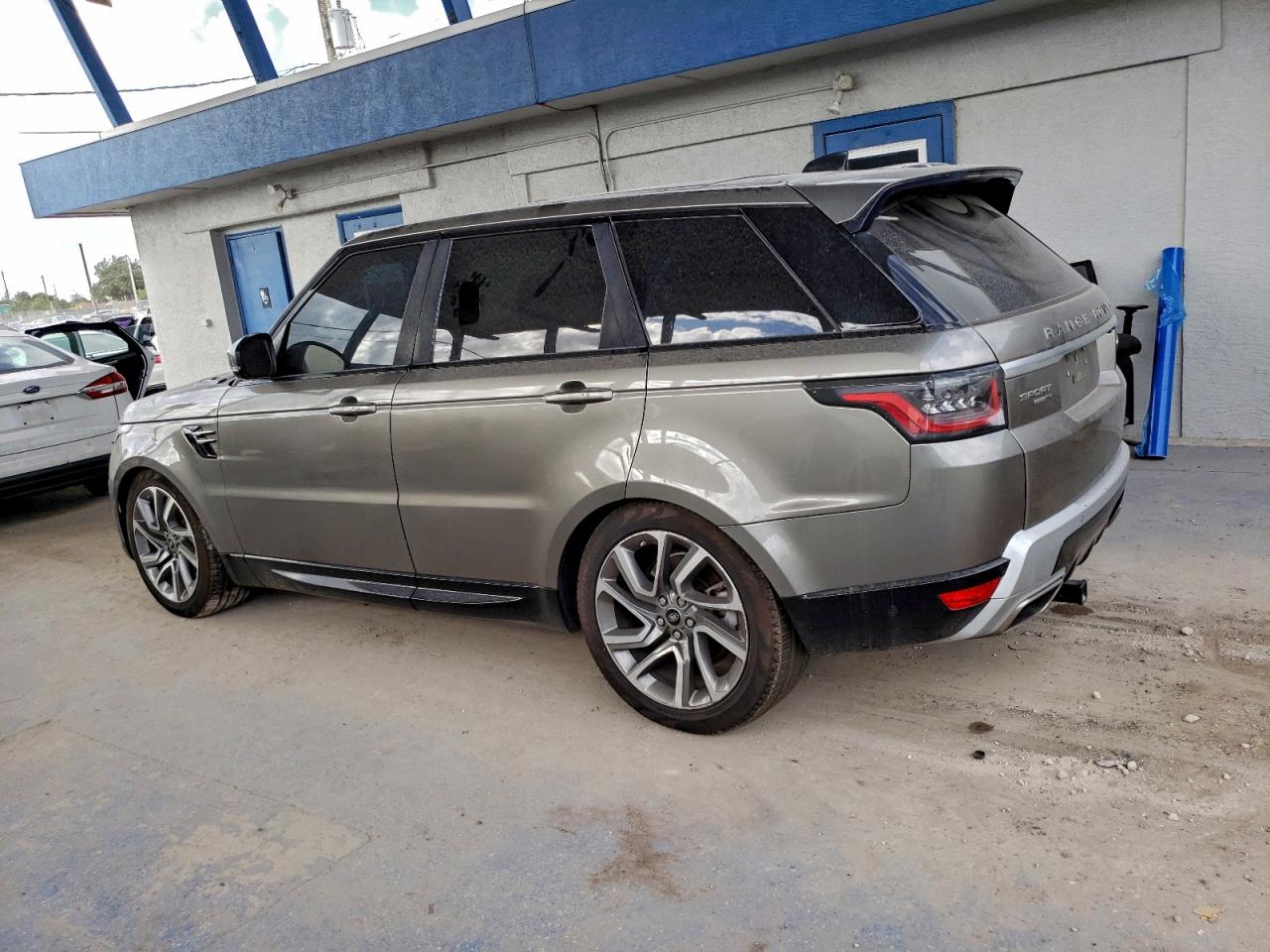 2019 Land Rangerover VIN SALWR2RU7KA861540 photo 2