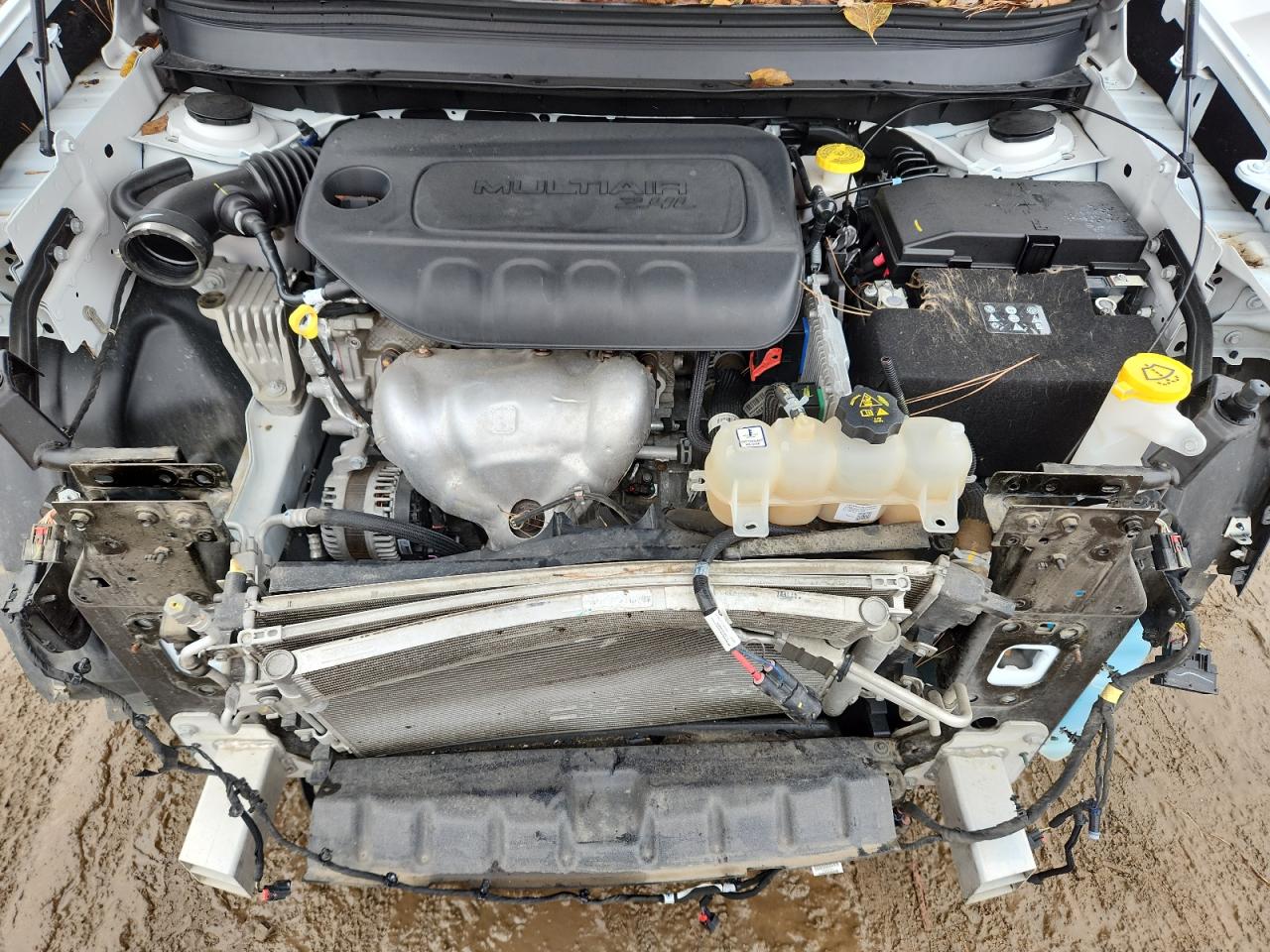 2019 Jeep Grand cher VIN 1C4PJLCB1KD490681 photo 11