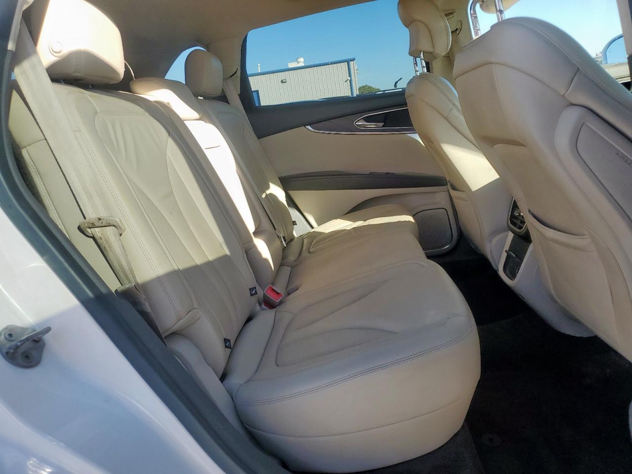 2018 Lincoln Mkx VIN 2LMPJ6KR0JBL31820 photo 11