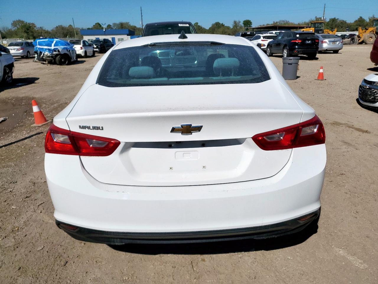 2019 Chev Malibu VIN 1G1ZC5ST2KF186264 photo 6