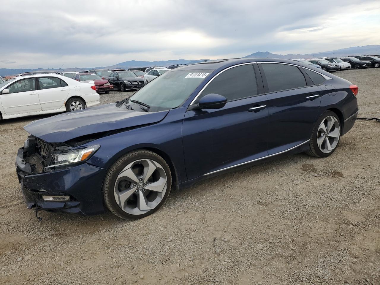 2018 Honda Accord VIN 1HGCV1F95JA146384 photo 1