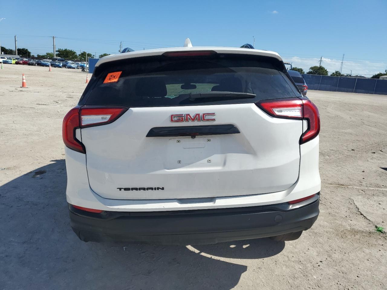 2022 GMC Terrain VIN 3GKALMEV0NL252451 photo 6