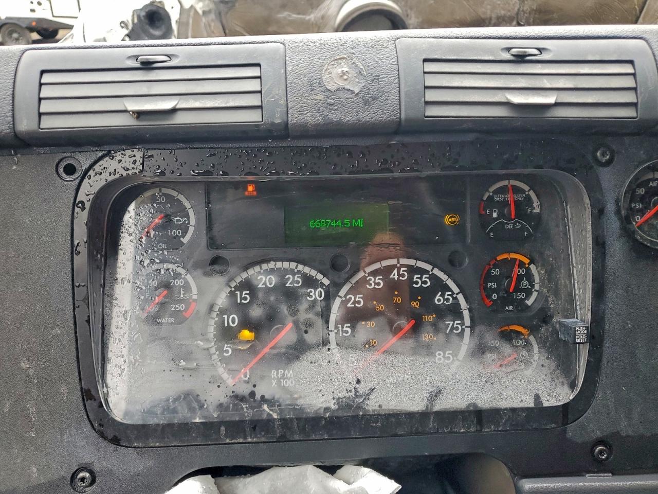 2019 FREIGLINER All other VIN 3AKJGHDV5KDKK2802 photo 8