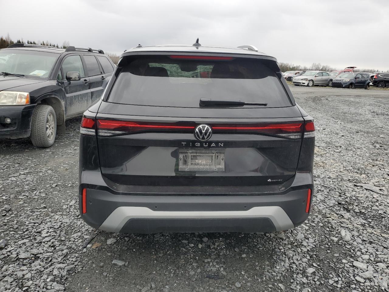 2025 Volkswagen Tiguan VIN 3VVER7RM5SM016206 photo 6