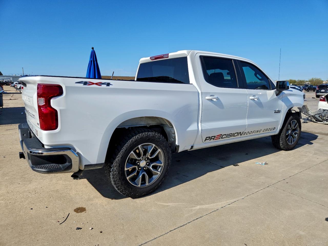 2023 Chevrolet All models VIN 2GCUDDEDXP1145151 photo 3