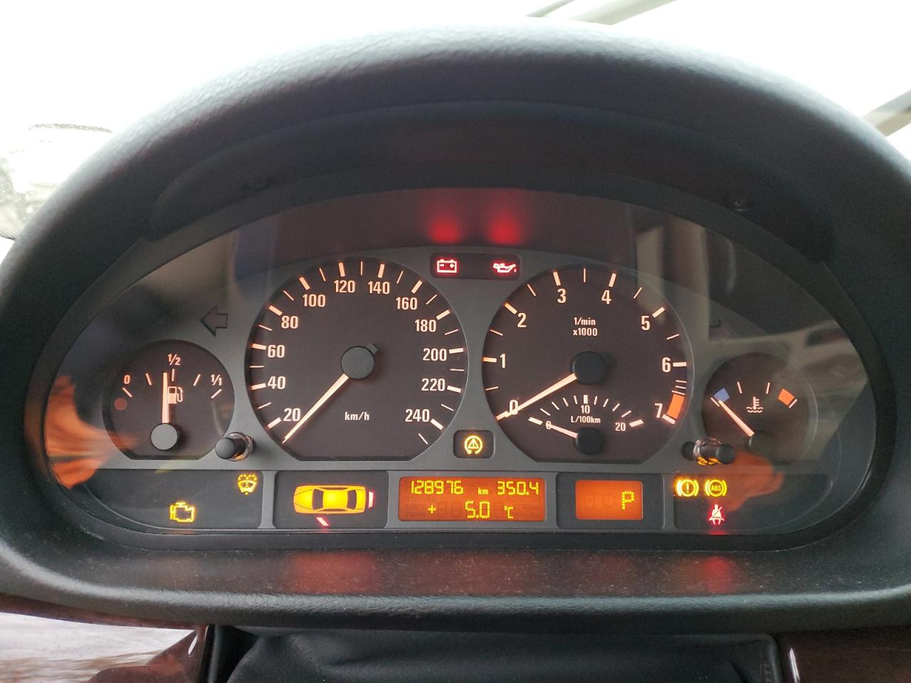2004 BMW 3 series VIN WBAEU334X4PR13756 photo 9