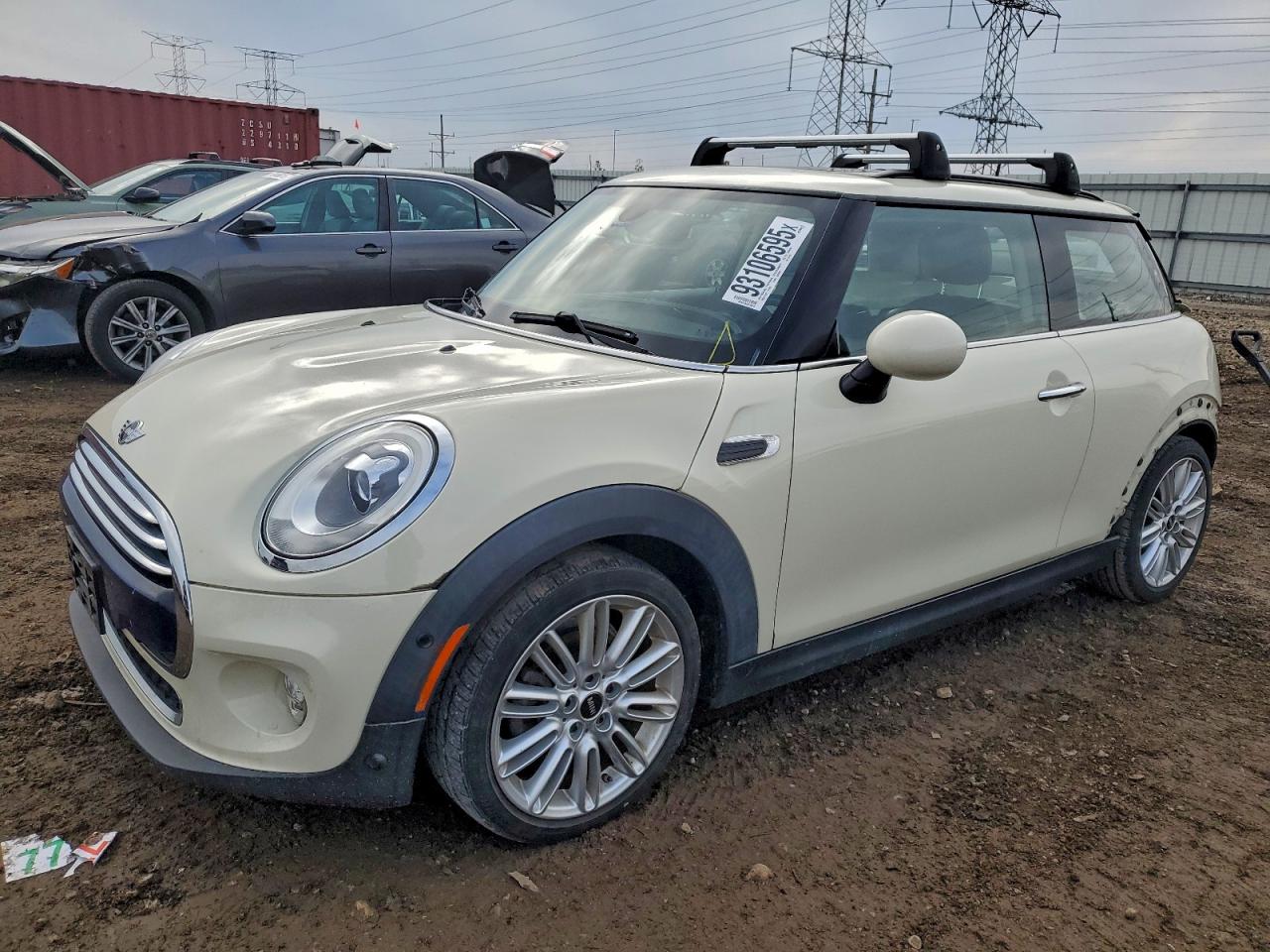2018 MINI Cooper VIN WMWXP5C57J2D71953 photo 1