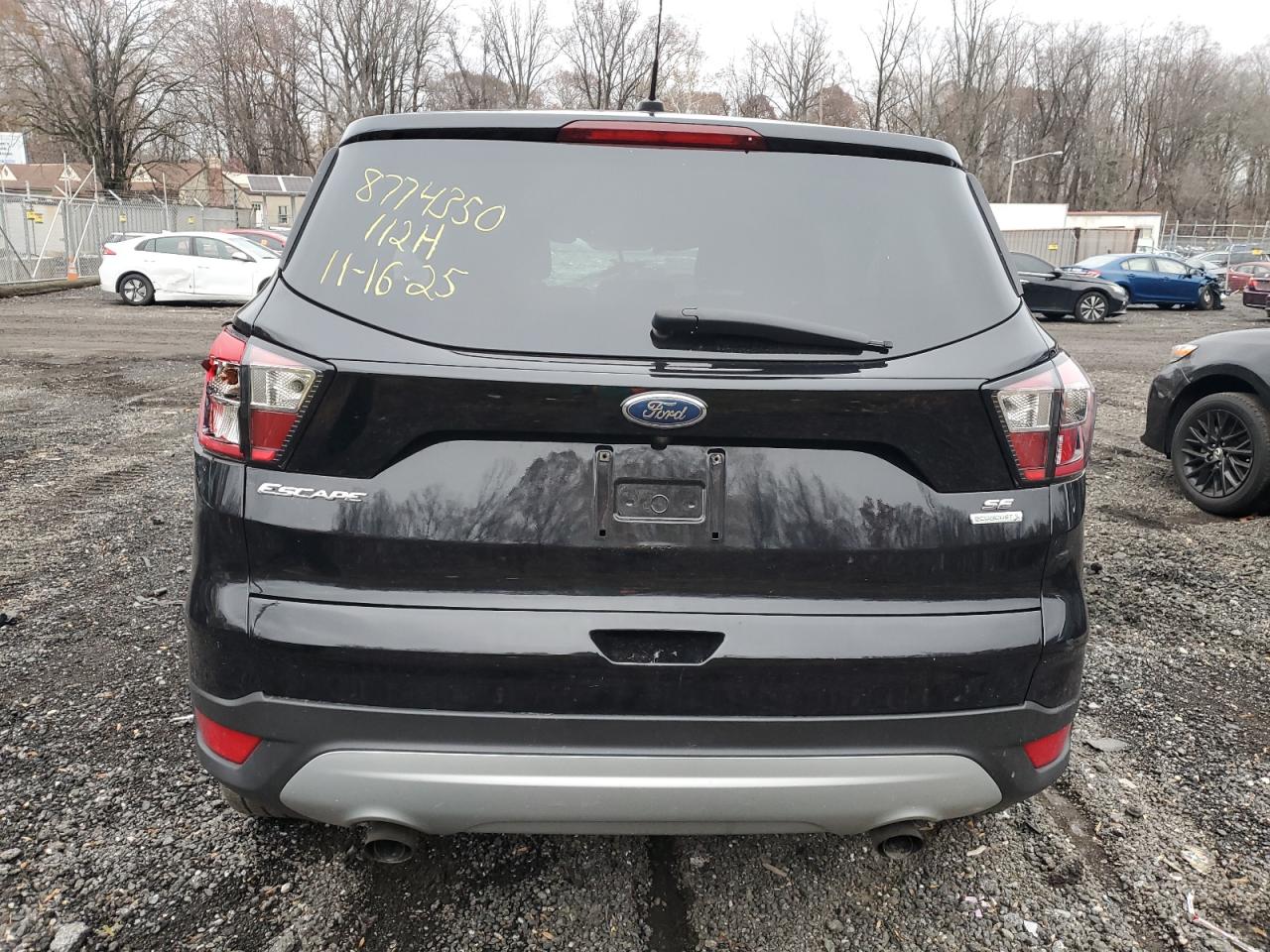 2017 Ford Escape VIN 1FMCU0GD3HUB74512 photo 6