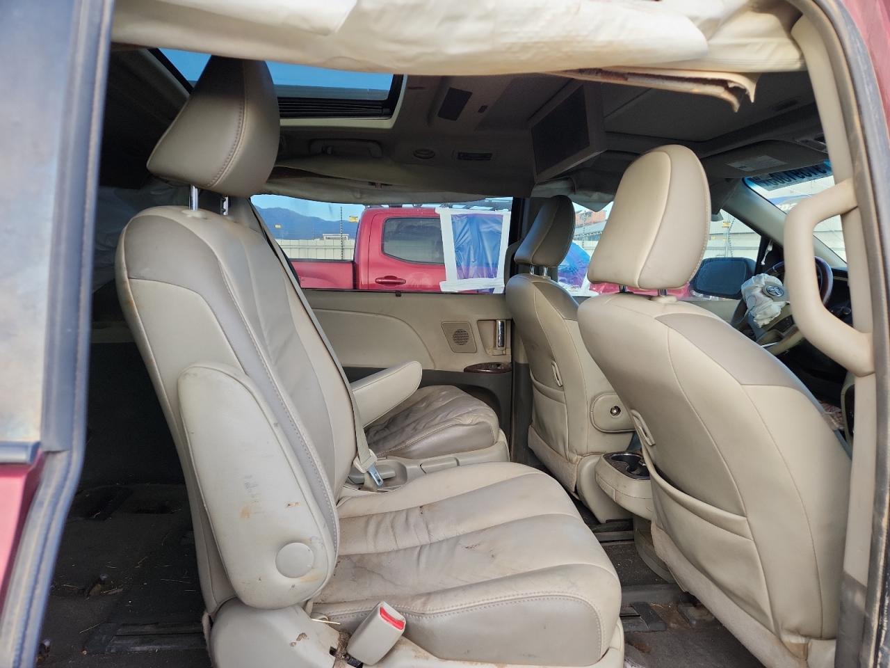2012 Toyota All models VIN 5TDYK3DC1CS204066 photo 11