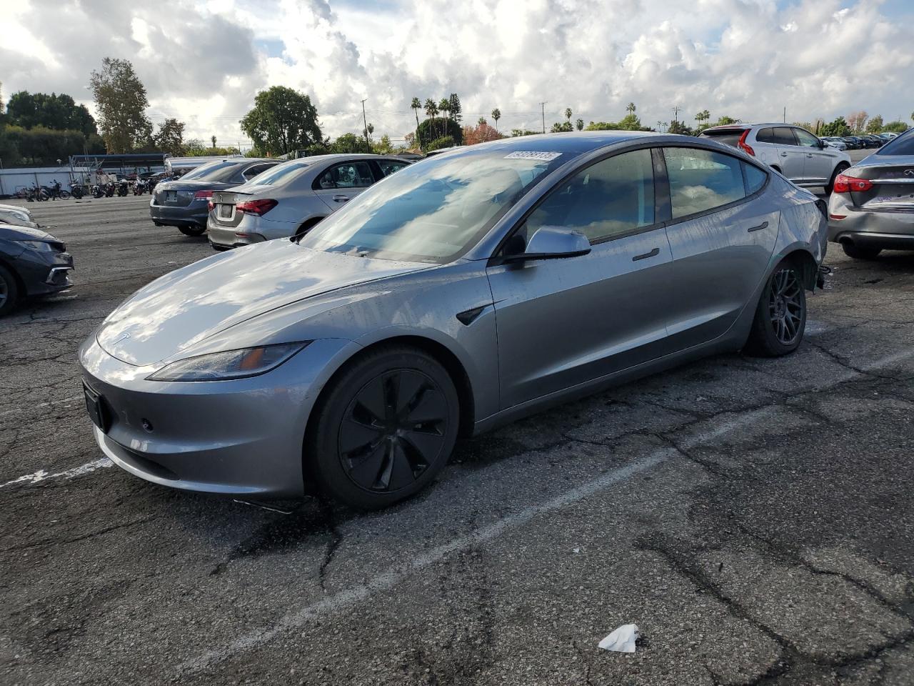 2025 Tesla Model 3 VIN 5YJ3E1EAXSF002493 photo 1