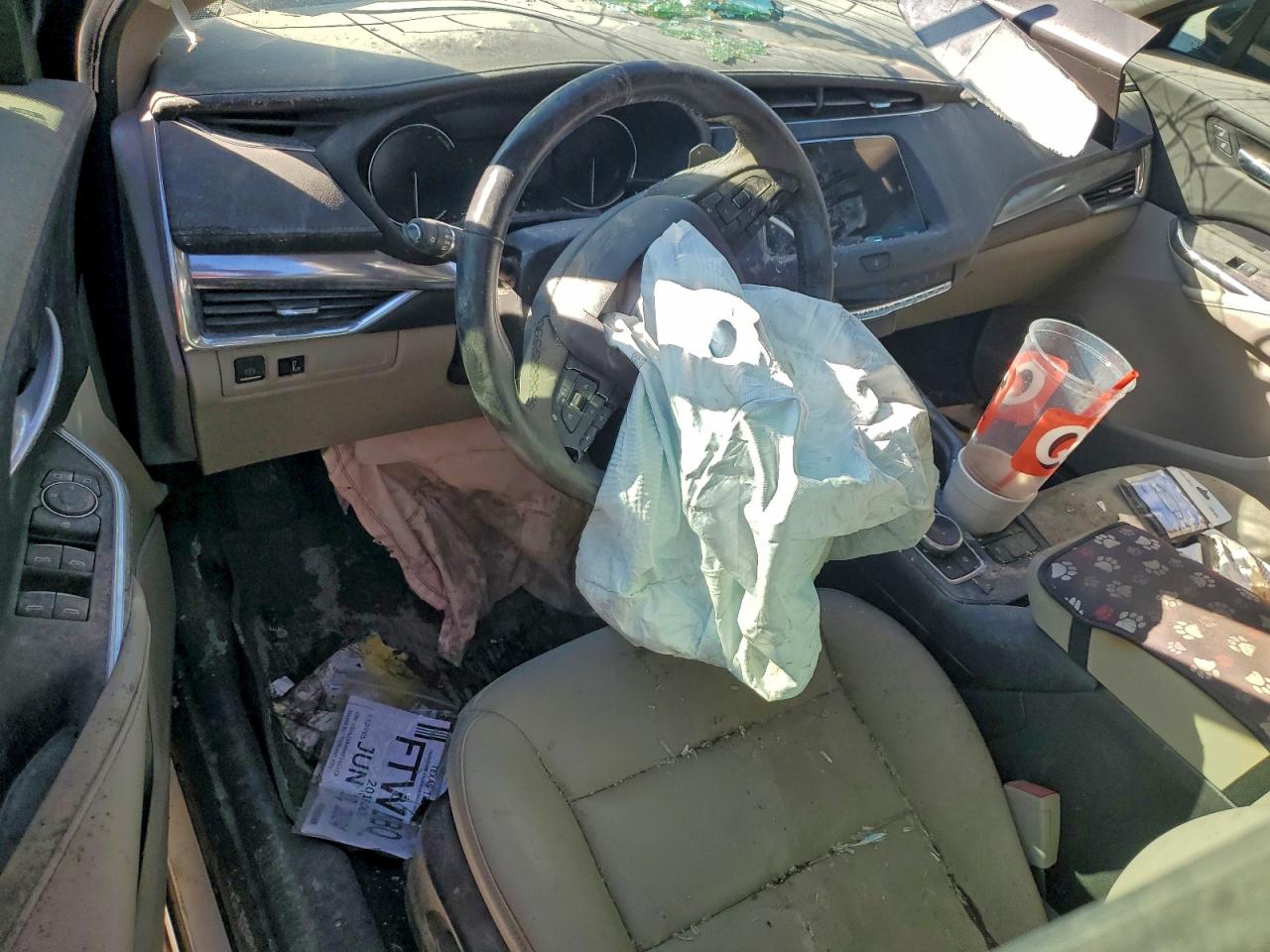 2019 Cadillac Xt4 VIN 1GYAZAR49KF145313 photo 8