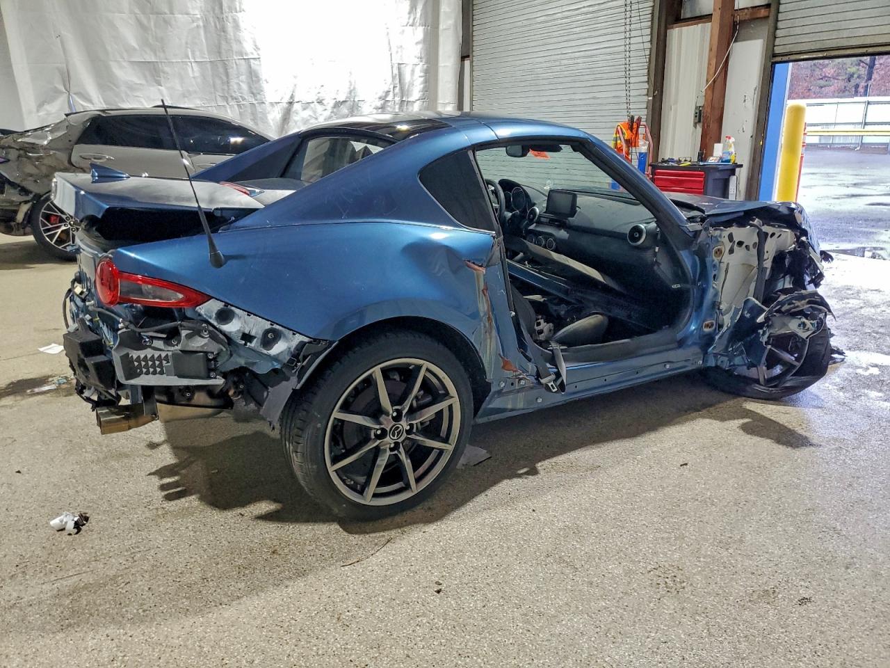 2020 Mazda Mx5 VIN JM1NDAM74L0411770 photo 3