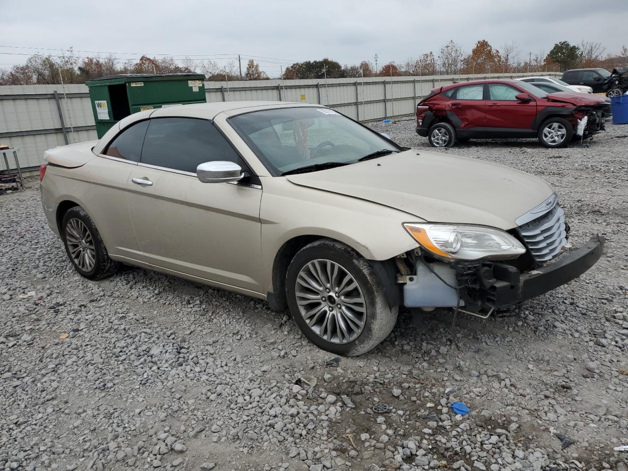 2013 Chry 200 VIN 1C3BCBFG3DN604221 photo 4