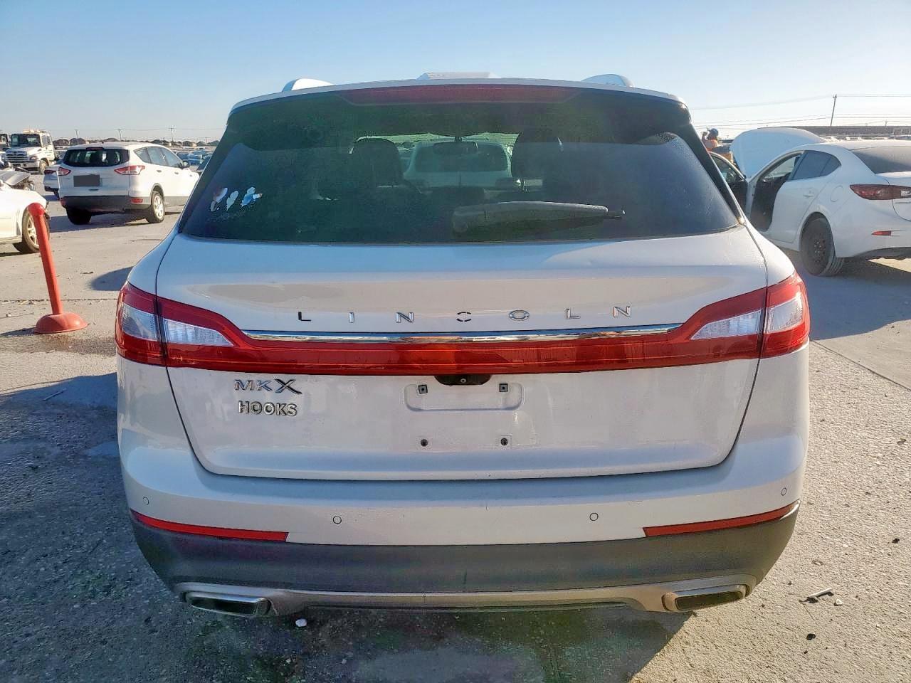 2018 Lincoln Mkx VIN 2LMPJ6KR0JBL31820 photo 6