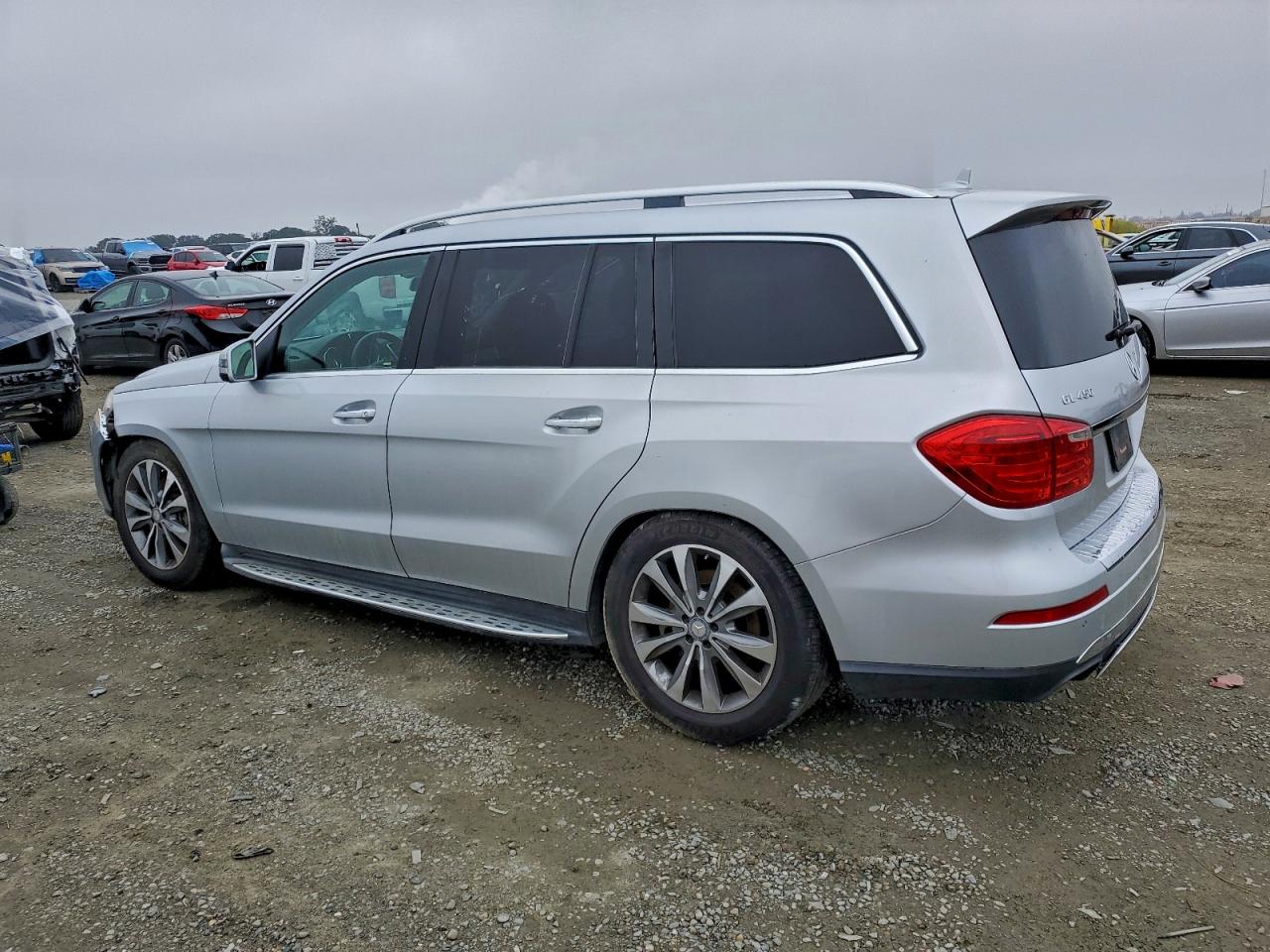 2016 Mercedes-Benz Gl-class VIN 4JGDF6EE1GA693586 photo 2
