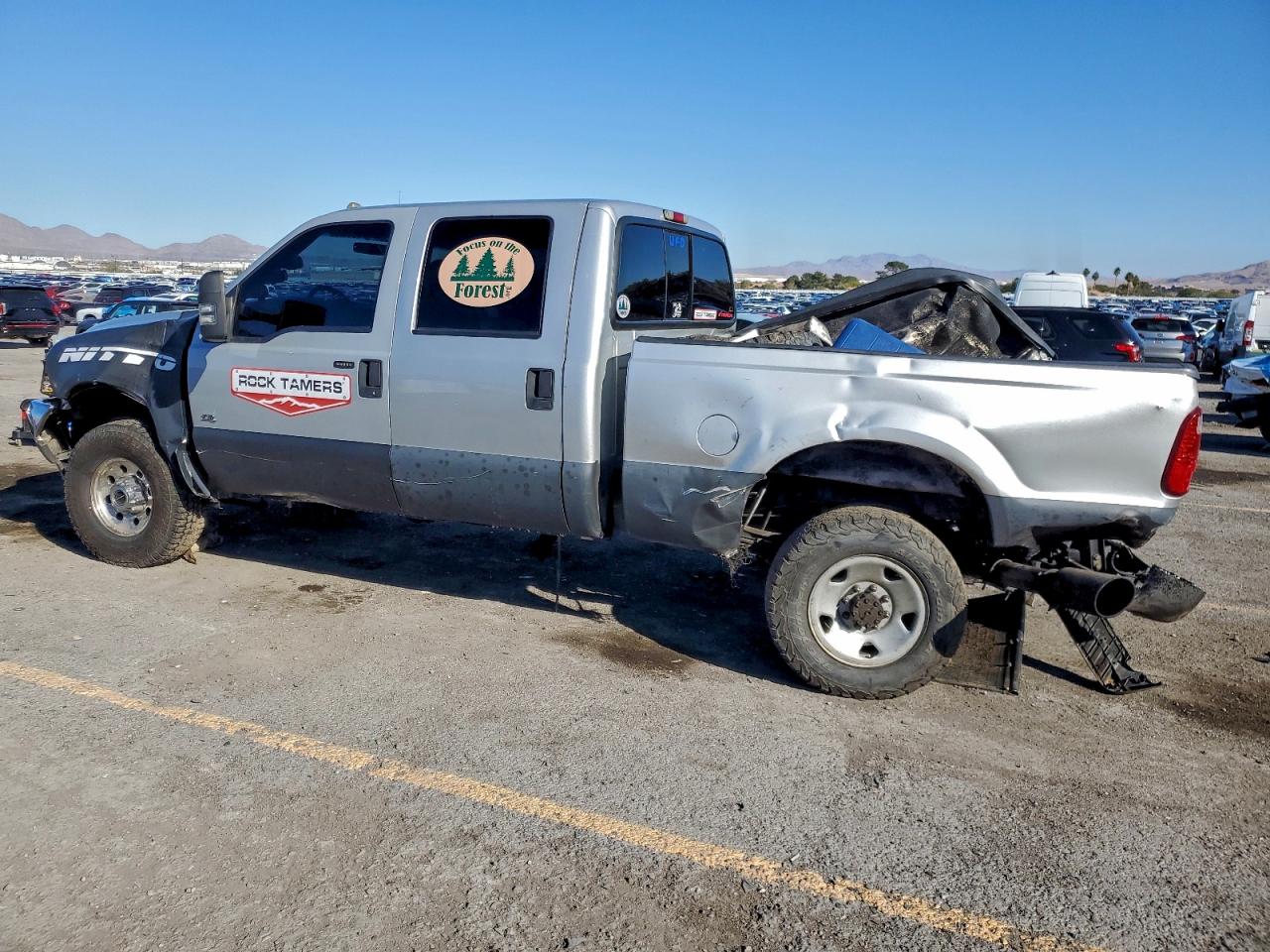 2001 Ford F250 VIN 1FTNW21F61ED74619 photo 2