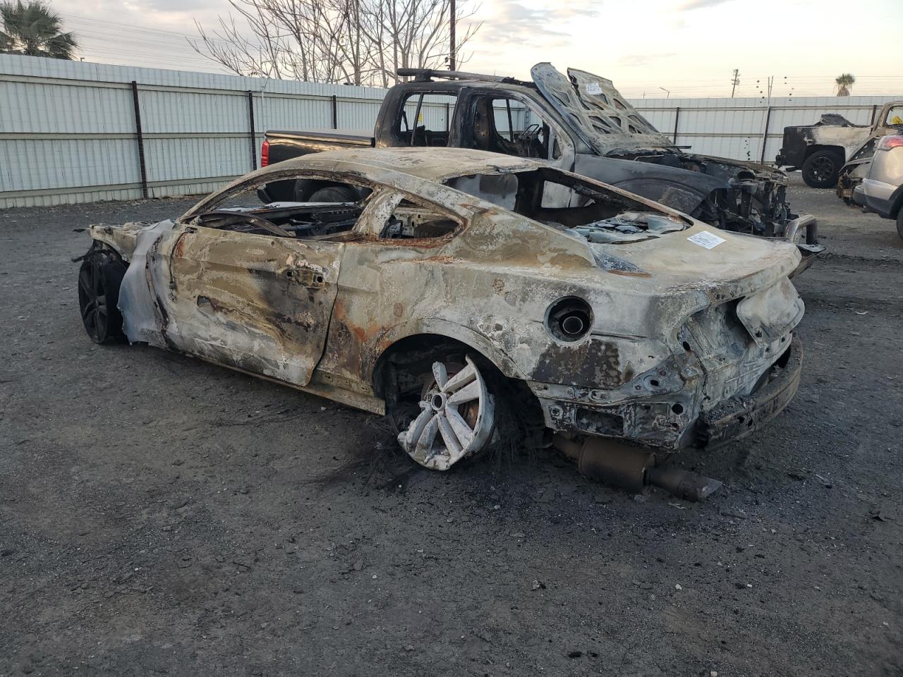 2015 Ford All models VIN 1FA6P8TH4F5300602 photo 2