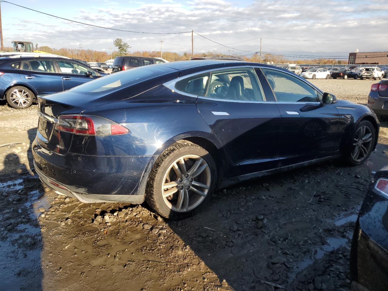 2015 Tesla Model s VIN 5YJSA1H2XFF084033 photo 3