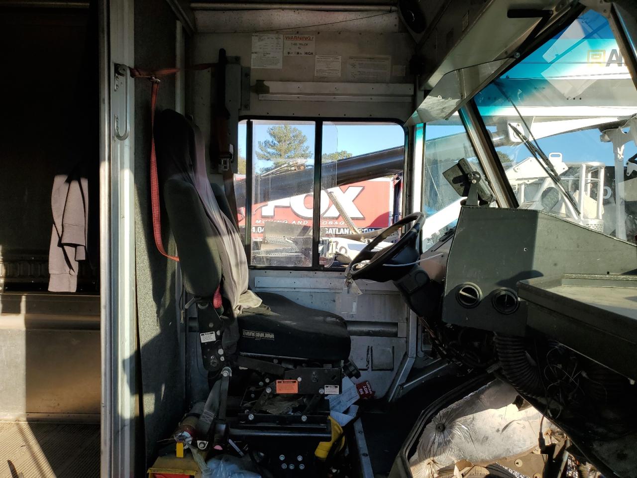 2011 WORKHORSE All models VIN 5B4LFG2E6B3445735 photo 7