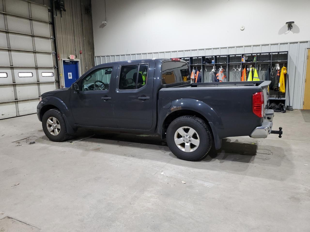2013 Nissan Frontier VIN 1N6AD0EV8DN743640 photo 2