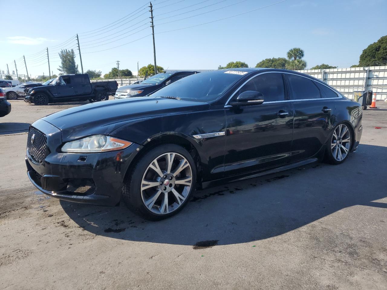 2015 Jaguar Xj VIN SAJWA1CZ7F8V86845 photo 1