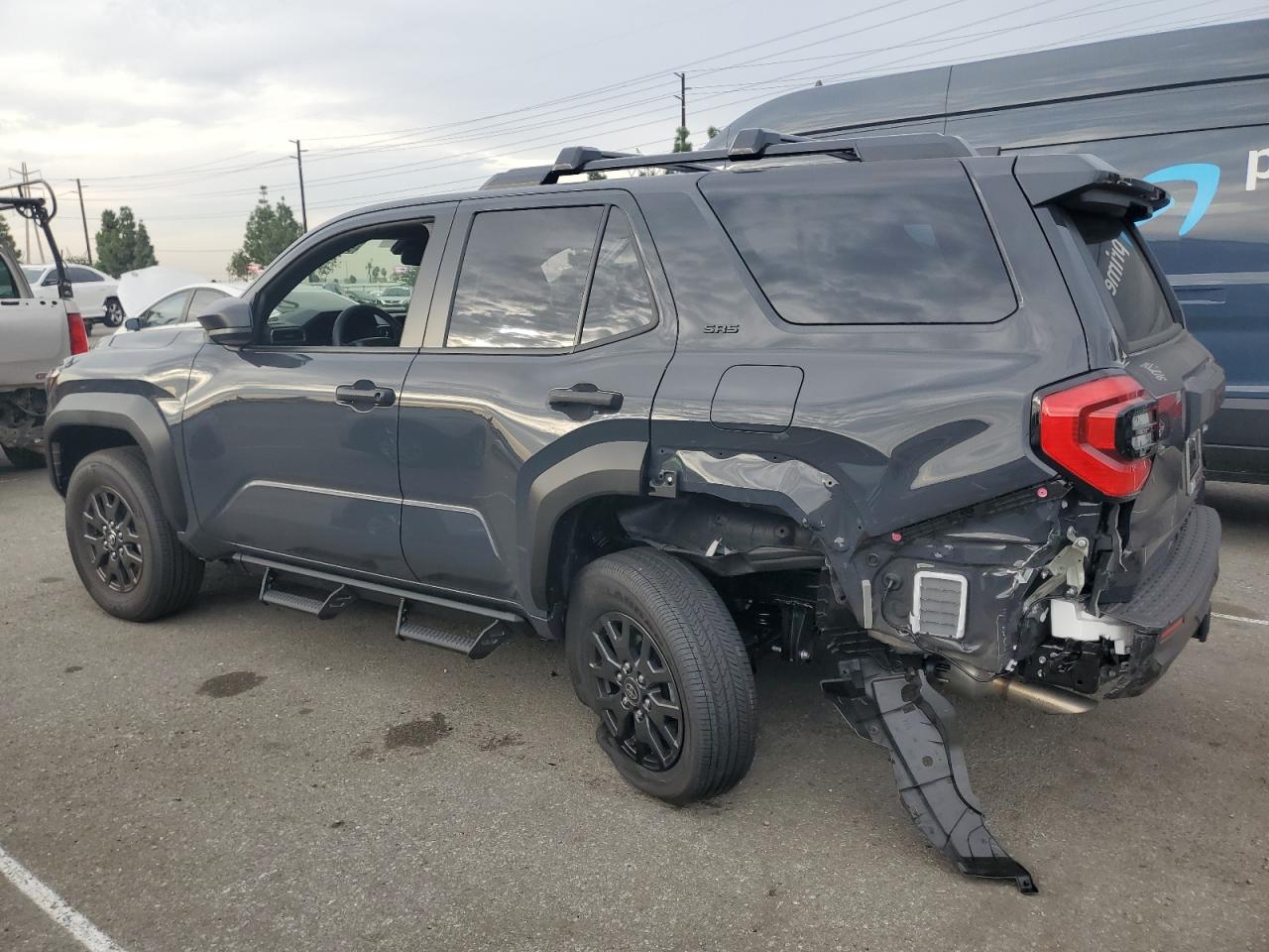 2025 Toyota 4runner VIN JTEVA5BR3S5066667 photo 2