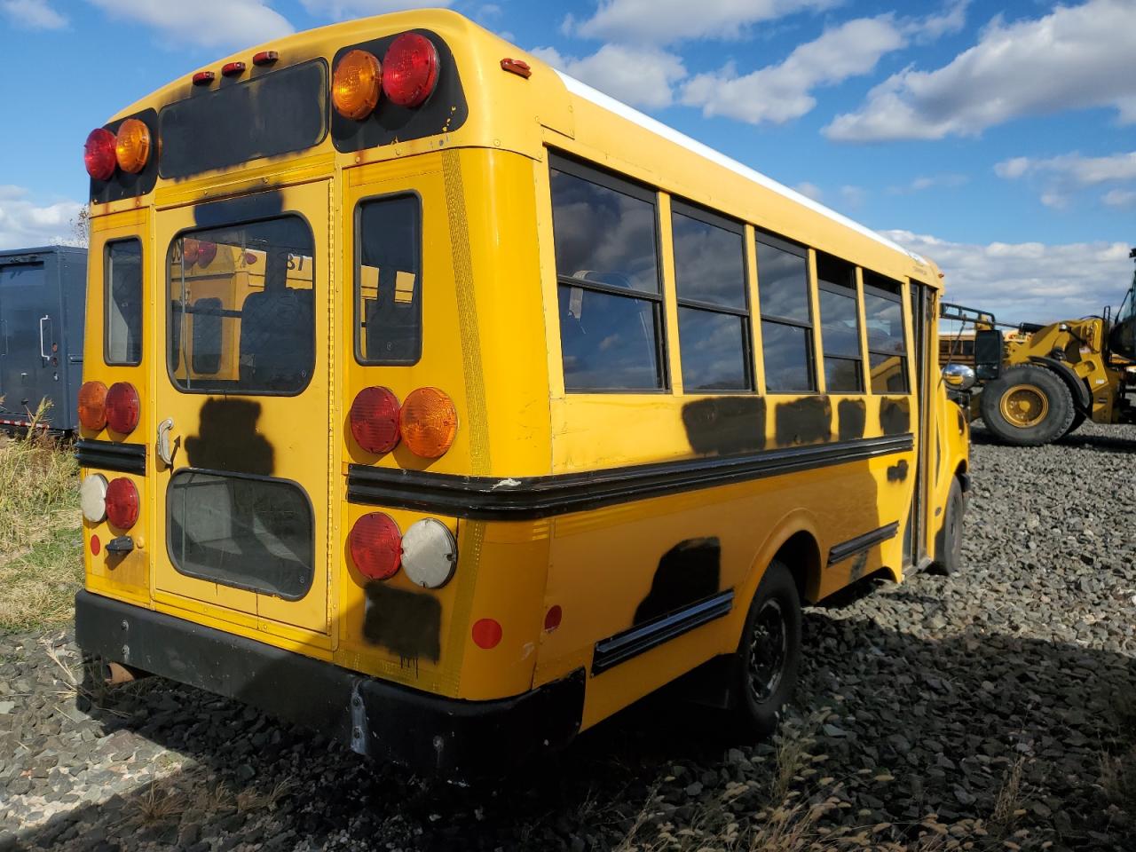 2006 Bluebird Express VIN 1GBHG312161146527 photo 4