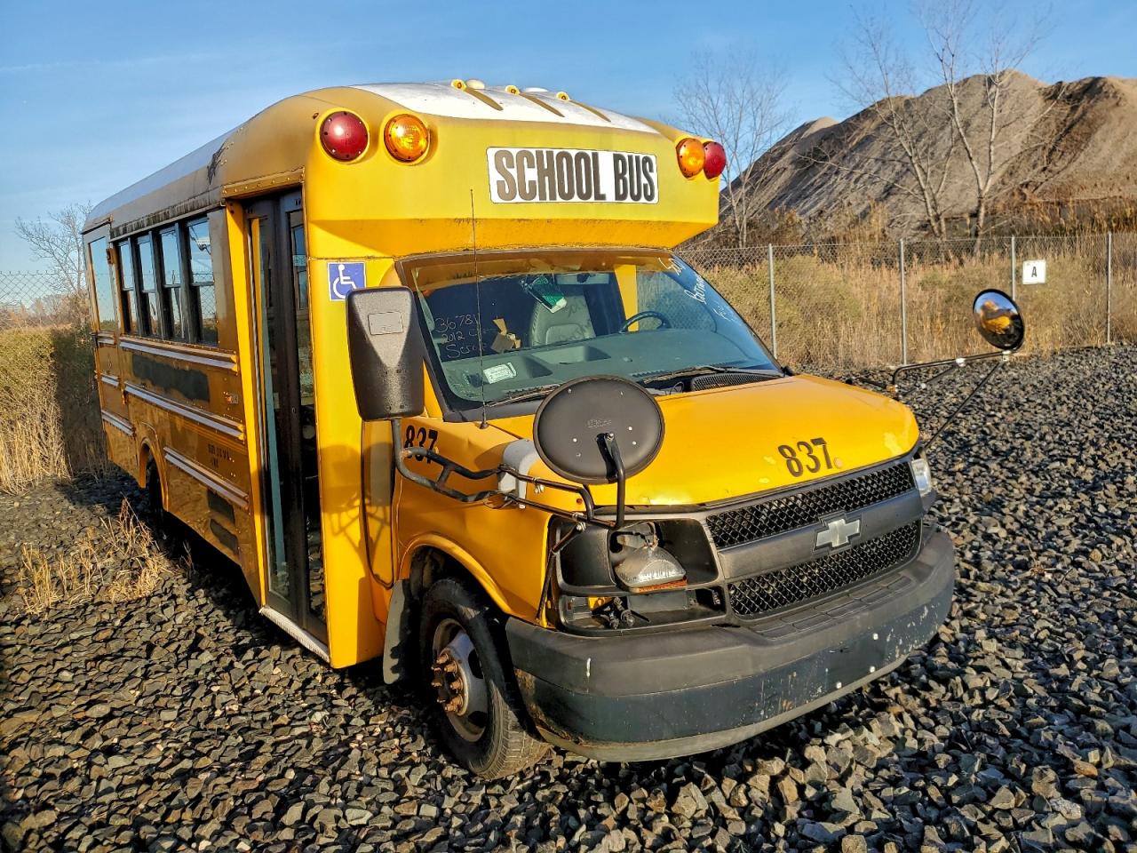 2011 Chevrolet Express VIN 1GB6G5BL2B1172428 photo 1