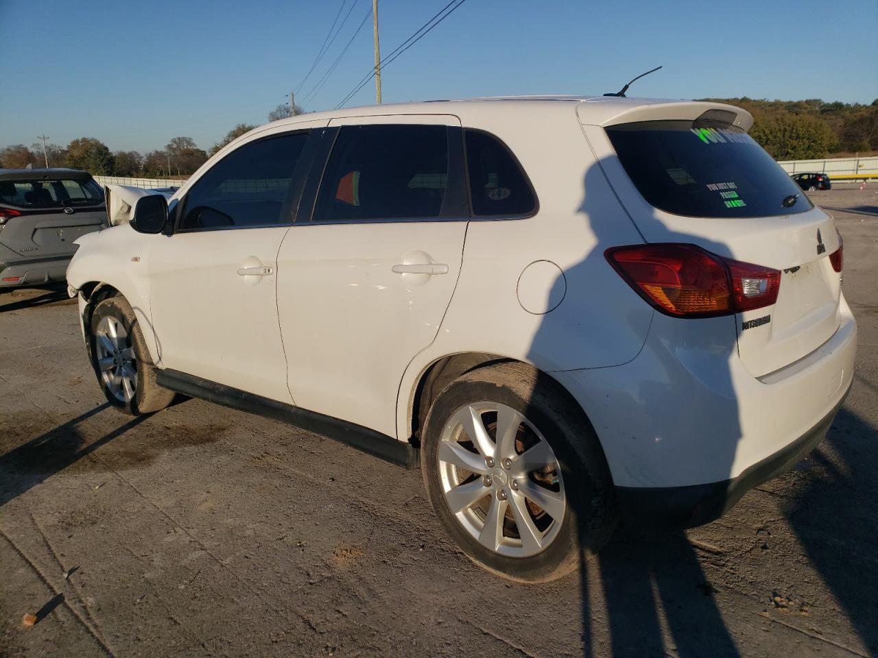 2014 Mitsubishi Outlander VIN 4A4AP4AU7EE018636 photo 2