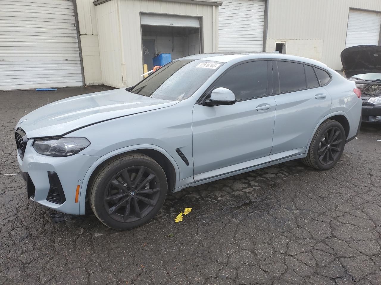 2025 BMW X4 VIN 5UX33DT05S9Y39503 photo 1